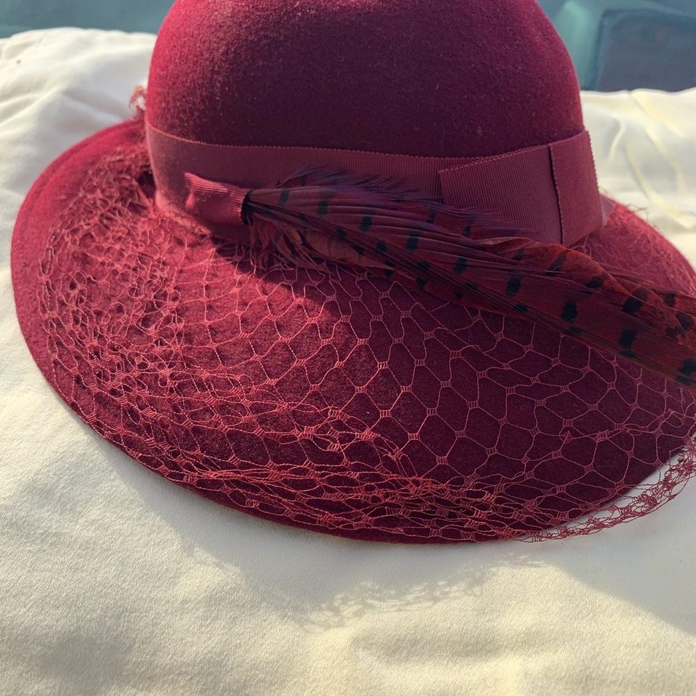 Hat - Picture 4 of 6